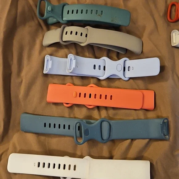 Assorted Silicone Watch Bands For FIT BIT 5 - Picture 4 of 4